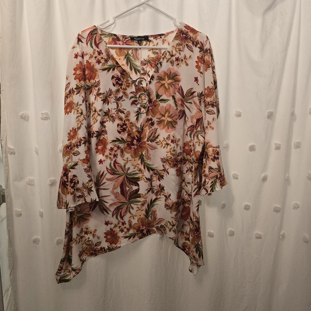 Relativity Floral Women's Top Size 2x
